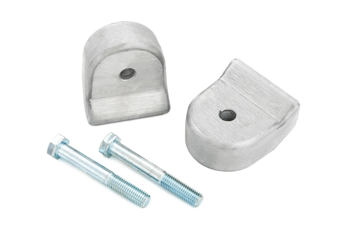 Ford F-350 Super Duty Leveling Kit - Front - Rough Country - 1.5 Inch - '05-'23